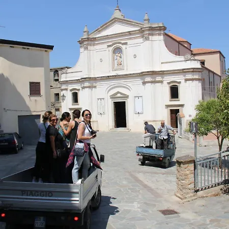 Historical In Calabria With Colourful Garden Willa *